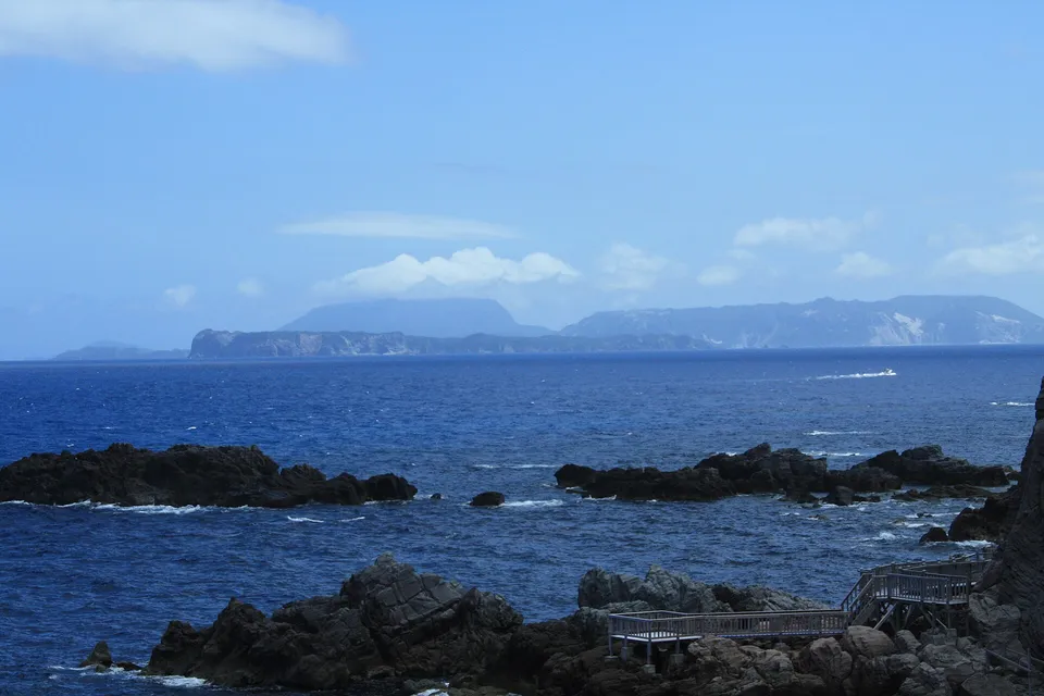 Shikinejima in the Izu Islands, seen from the shore