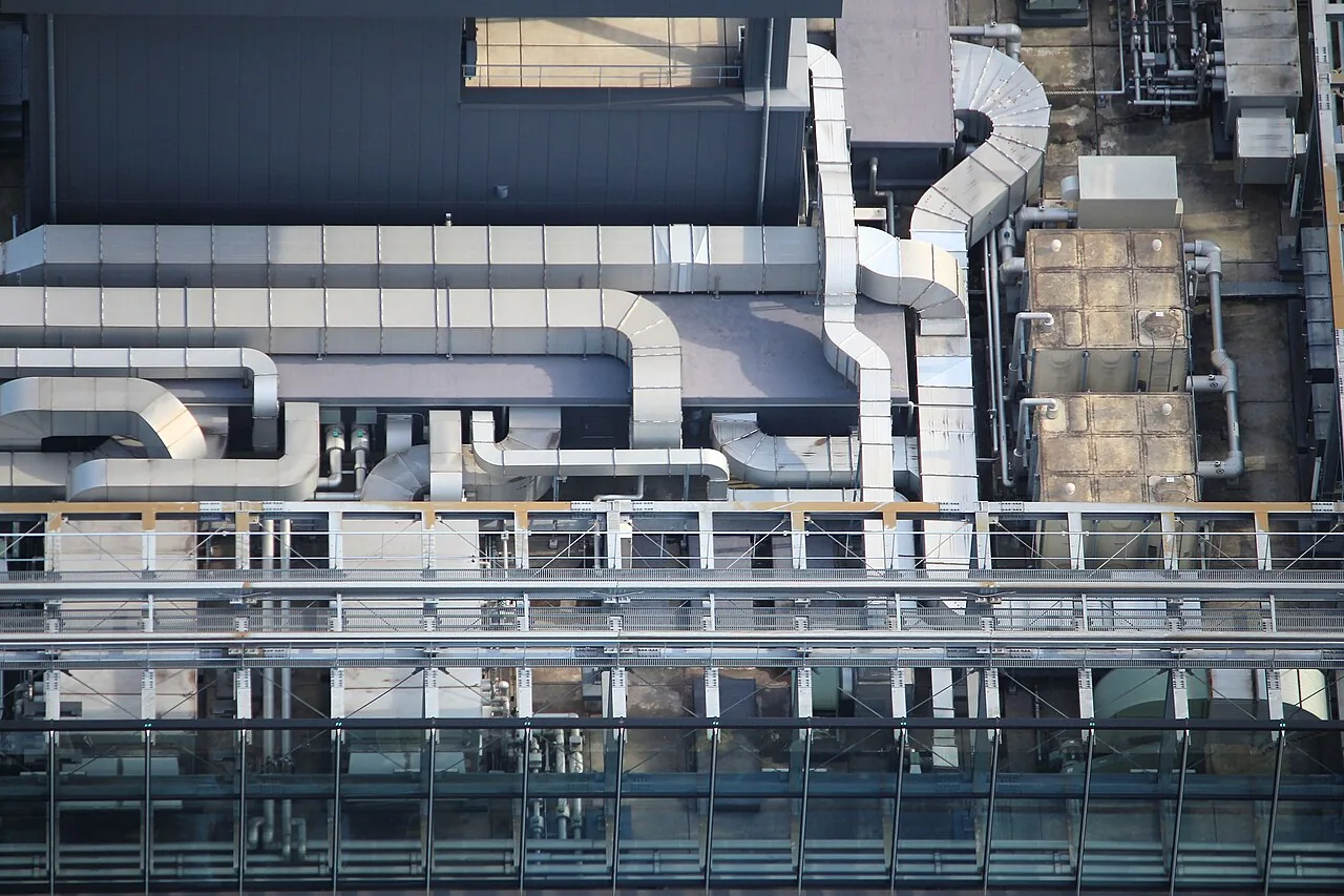 Rooftop air-conditioning plant and ventilation ducting on a Tokyo building