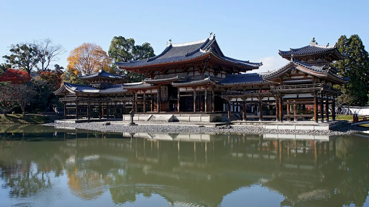 Byodo-in Phoenix Hall reflected in its pond, Uji, Kyoto, Japan
